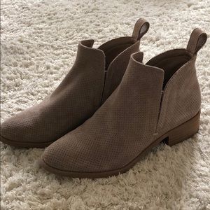 DOLCE VITA booties